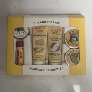 Burt's Bees Tips and Toes Kit Ensemble Extremites
